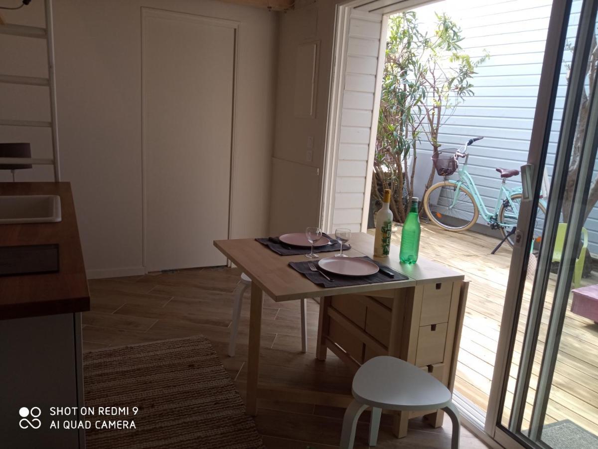 Charmant Logement T2 A 2 Pas De La Mer Granville Ngoại thất bức ảnh