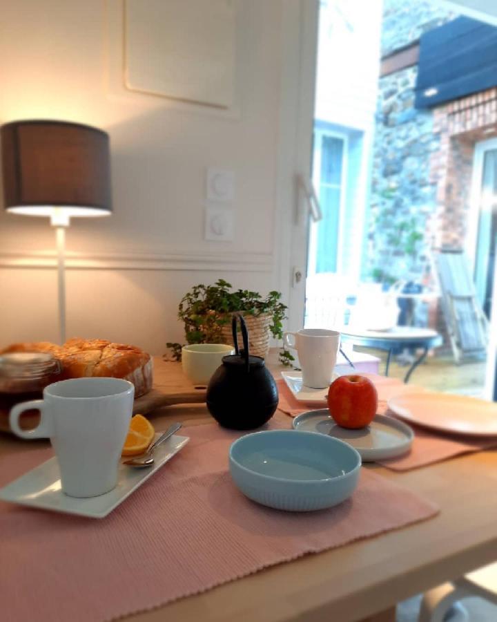Charmant Logement T2 A 2 Pas De La Mer Granville Ngoại thất bức ảnh